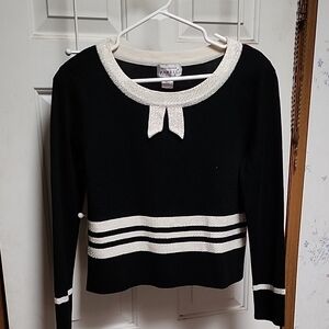 Adrianna Papell Elegant Black and White Sweater
